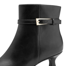 Laden Sie das Bild in den Galerie-Viewer, Stiefelette Marco Tozzi