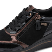 Laden Sie das Bild in den Galerie-Viewer, Wasserfester Sneaker Jana