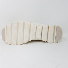 Laden Sie das Bild in den Galerie-Viewer, Skechers Sneaker