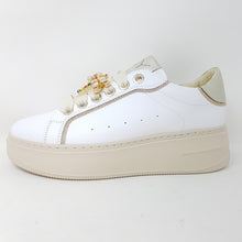 Laden Sie das Bild in den Galerie-Viewer, Sneaker Keys