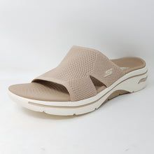 Laden Sie das Bild in den Galerie-Viewer, Latsche Skechers