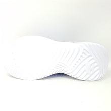 Laden Sie das Bild in den Galerie-Viewer, Wasserfester Sneaker Skechers