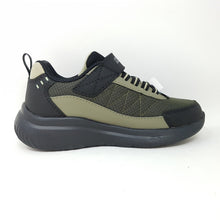 Laden Sie das Bild in den Galerie-Viewer, Skechers Wasserfester Sneaker
