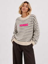 Laden Sie das Bild in den Galerie-Viewer, Gestreifter ICONIC-Pullover – neu interpretierter maritimer Stil AP196: Blau / Standardmäßig / Eine Größe