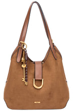 Laden Sie das Bild in den Galerie-Viewer, SCHULTERTASCHE AUS WILDLEDER MIT ANHÄNGER: BURGUNDY