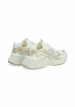 Laden Sie das Bild in den Galerie-Viewer, Sneaker No Name