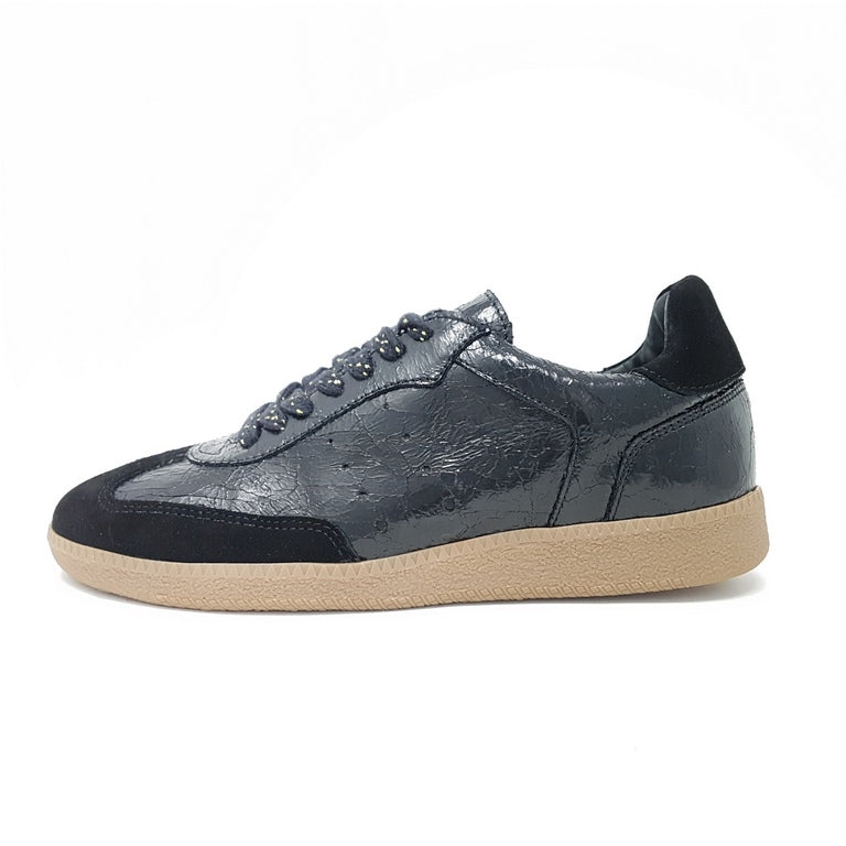 Sneaker Tango