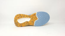 Laden Sie das Bild in den Galerie-Viewer, Sneaker No Name