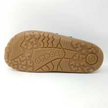 Laden Sie das Bild in den Galerie-Viewer, Wasserfester Barfußschuh Froddo