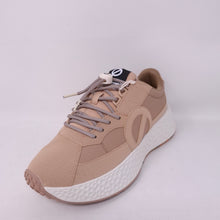 Laden Sie das Bild in den Galerie-Viewer, Sneaker No Name