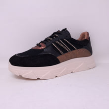 Laden Sie das Bild in den Galerie-Viewer, Sneaker Tango