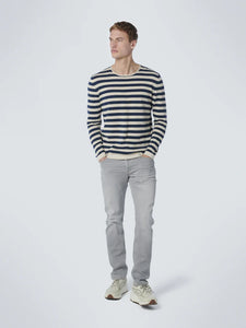Jeans No Excess