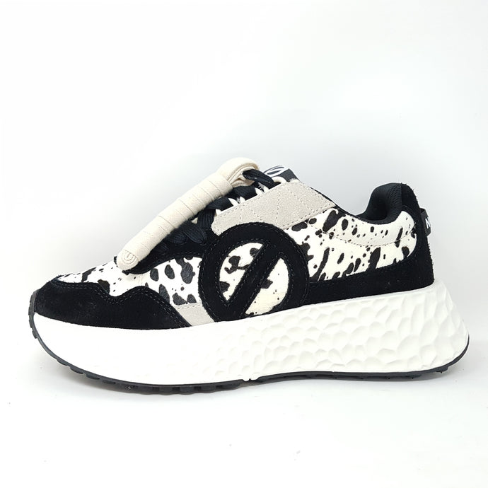 Sneaker No Name
