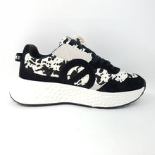 Laden Sie das Bild in den Galerie-Viewer, Sneaker No Name