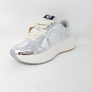 Sneaker No Name