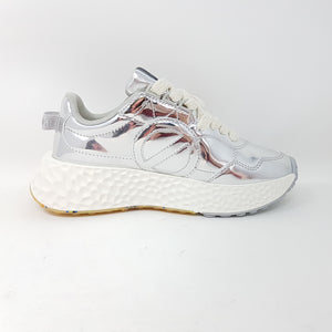 Sneaker No Name