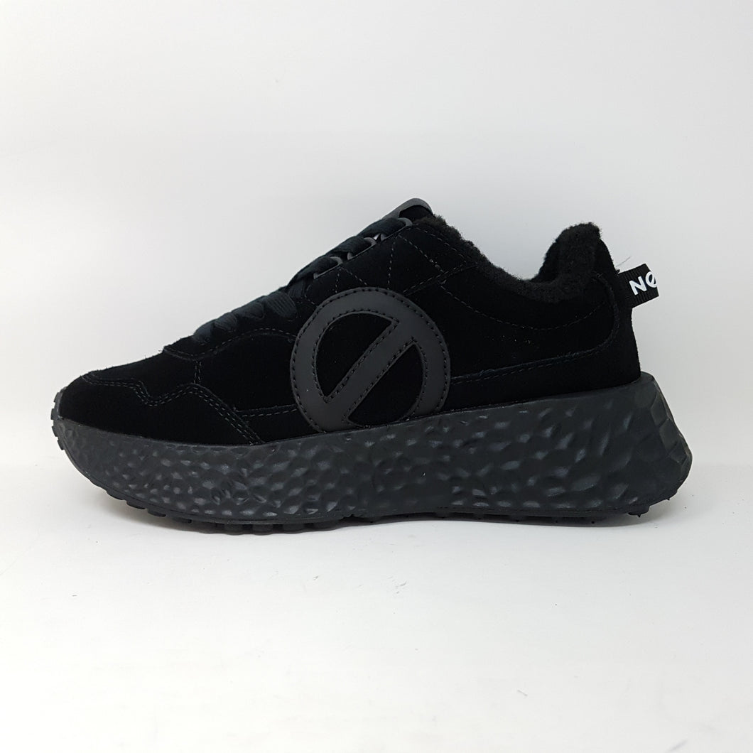 Sneaker No Name