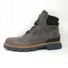 Laden Sie das Bild in den Galerie-Viewer, Boot PME Legend