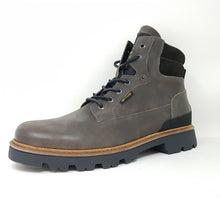 Laden Sie das Bild in den Galerie-Viewer, Boot PME Legend