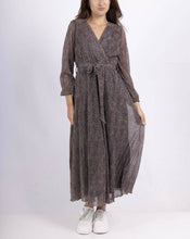 Laden Sie das Bild in den Galerie-Viewer, 15195 Langes, fließendes Herbst-/Winterkleid aus Polyester: 1 SM/1 ML