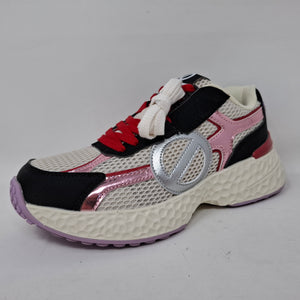 Sneaker No Name