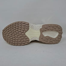 Laden Sie das Bild in den Galerie-Viewer, Sneaker No Name