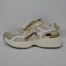 Laden Sie das Bild in den Galerie-Viewer, Sneaker No Name