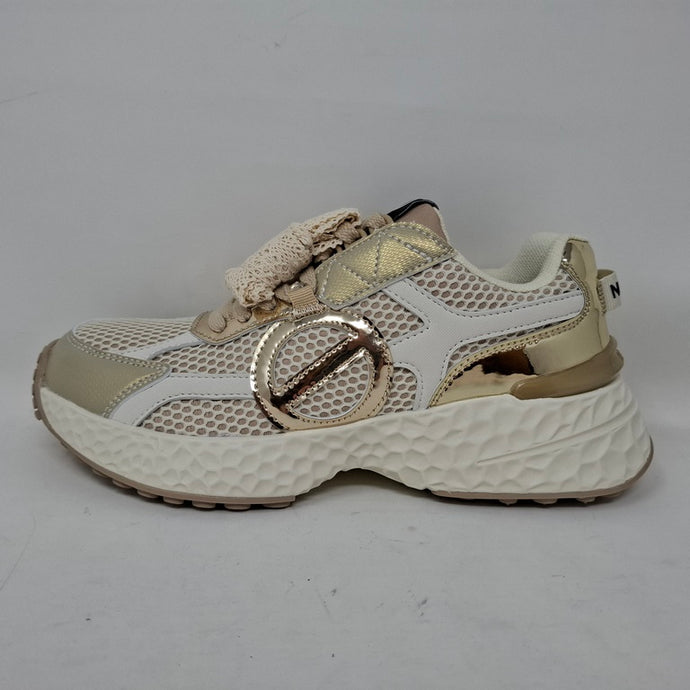 Sneaker No Name