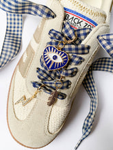 Laden Sie das Bild in den Galerie-Viewer, Schuh-Charms und Schnürsenkel-Sets – Schnürsenkel-Accessoires: Heritage Winged Set