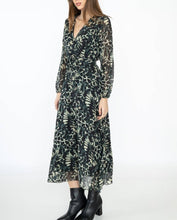 Laden Sie das Bild in den Galerie-Viewer, 14361 Elegantes, langes Kleid, 100 % Polyester,: Sm ml