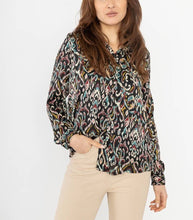 Laden Sie das Bild in den Galerie-Viewer, 14231 Leichtes, bedrucktes Hemd – Herbst/Winter-Trend: 1 S/M 1 M/L