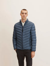 Laden Sie das Bild in den Galerie-Viewer, Jacke Tom Tailor